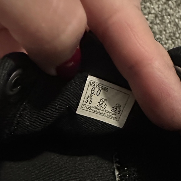 Black Casual Sneakers - Picture 3 of 3